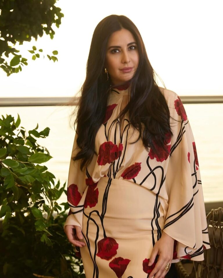 KATRINA KAIF’S SKINCARE SECRET FOR PERFECT SUMMER GLOW