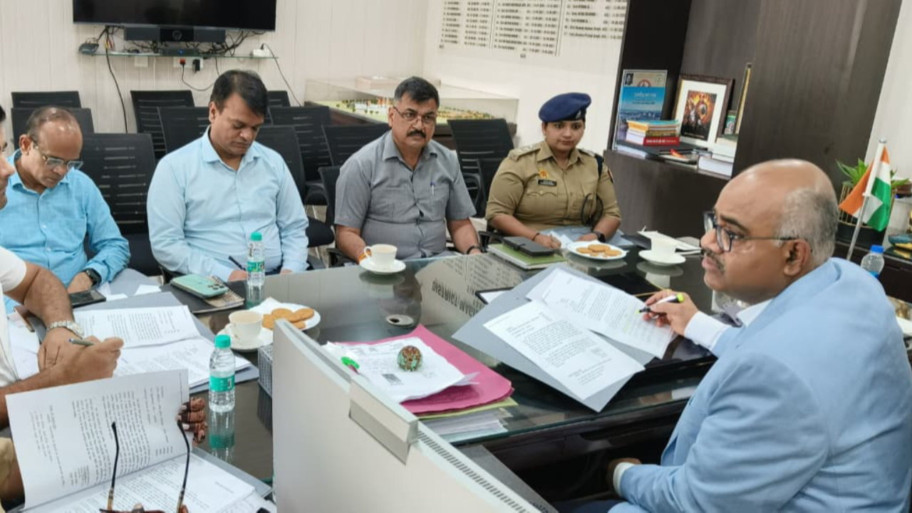 Strict monitoring of illegal weapons, DM gives strict instructions