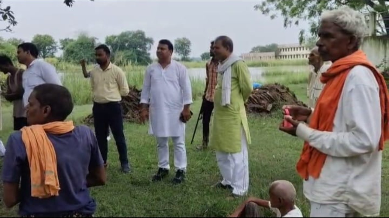 The area is saddened by the death of former General Secretary of BJP Semri Mandal Jagdamba Prasad Pandey