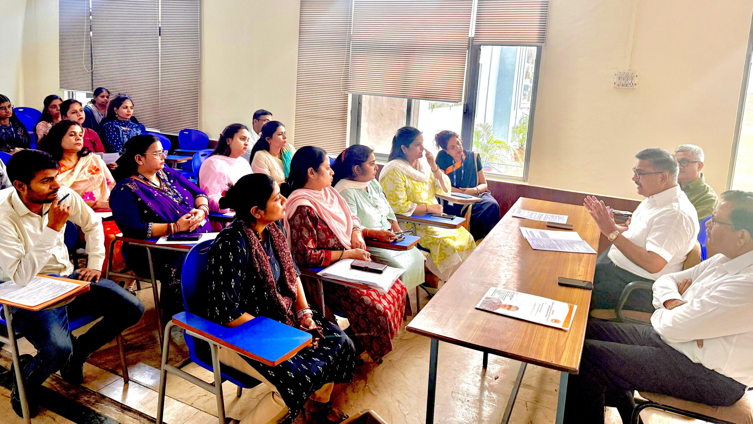 All teachers and graduates must cast their votes - Dr. Atul Jain