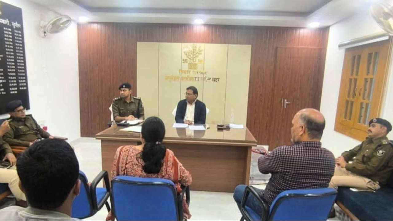 Important meeting of officials on traffic jam problem in Supaul city, strict instructions on encroachment and operation of e-rickshaws