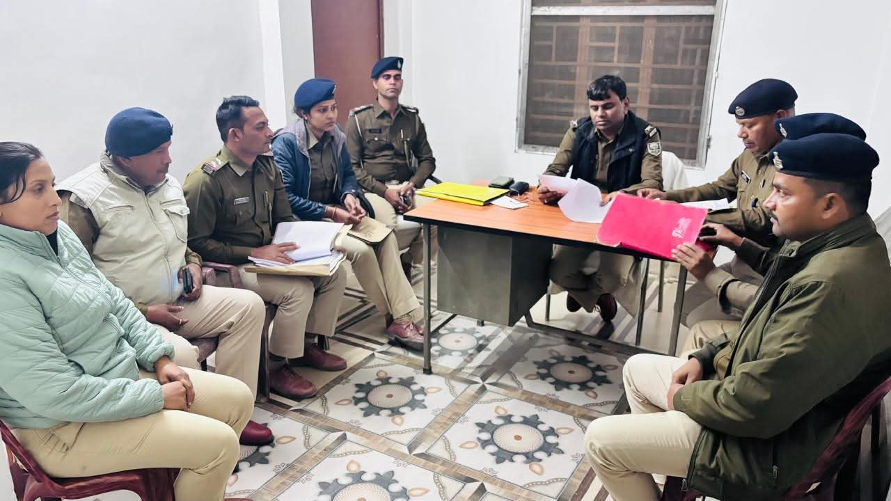 Cases reviewed at Chhatapur police station, strict instructions given