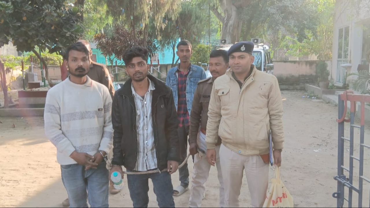 5460 bottles of Corex recovered from drug dealers in Patna and Jehanabad, three arrested