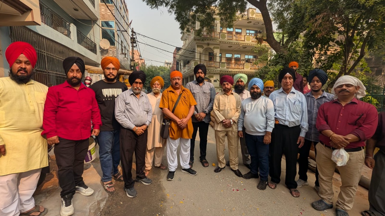 Dhan Dhan, the holy festival of light of Shri Guru Nanak Dev Ji.