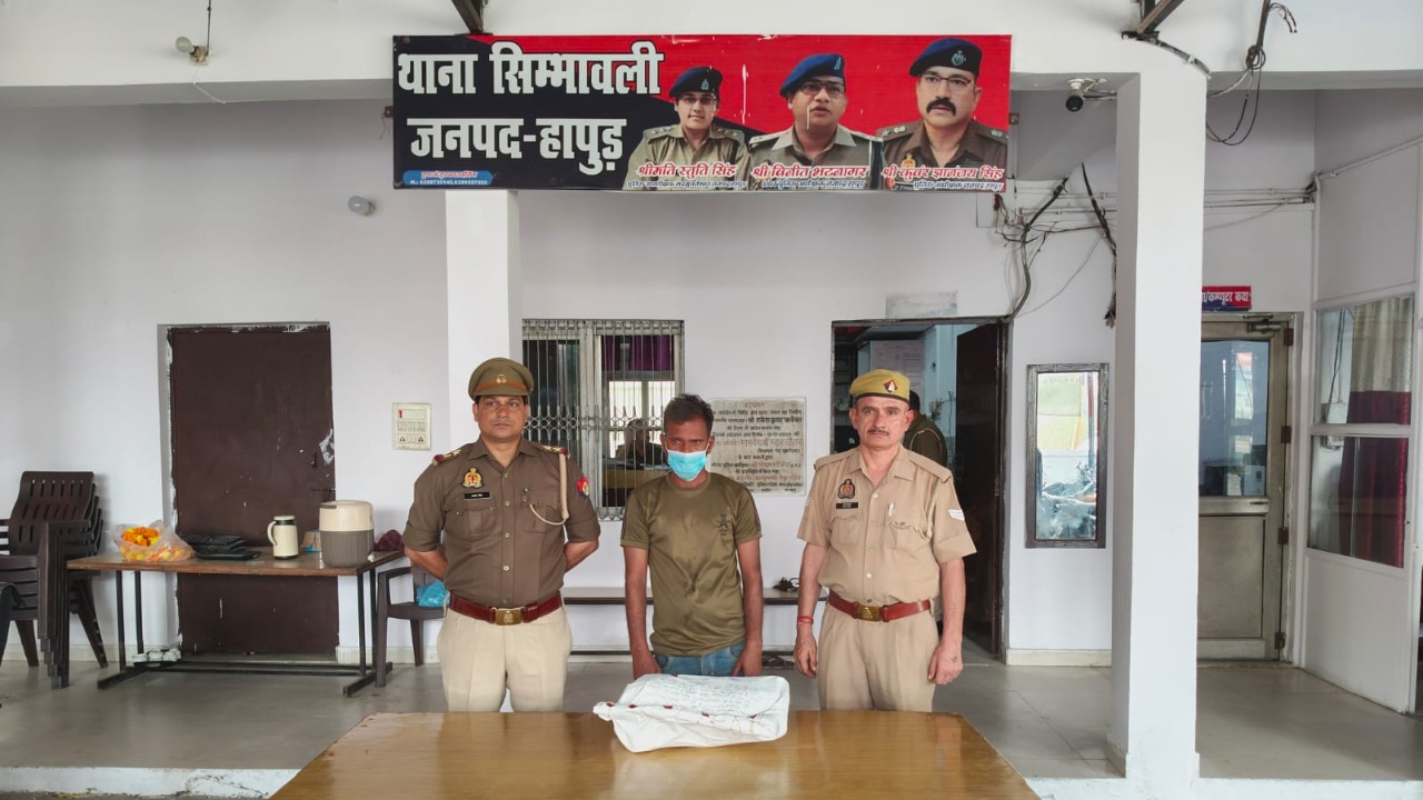 More than half a dozen criminal cases are registered against the accused in Hapur.