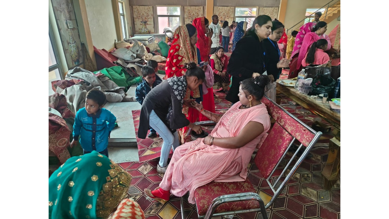 In Kheri, 206 couples held hands and vowed to live and die together.