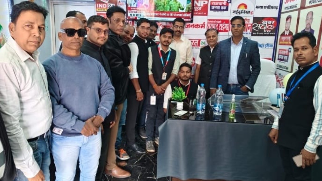 Sarangarh Media House was inaugurated with great pomp by the Collector and MLA.