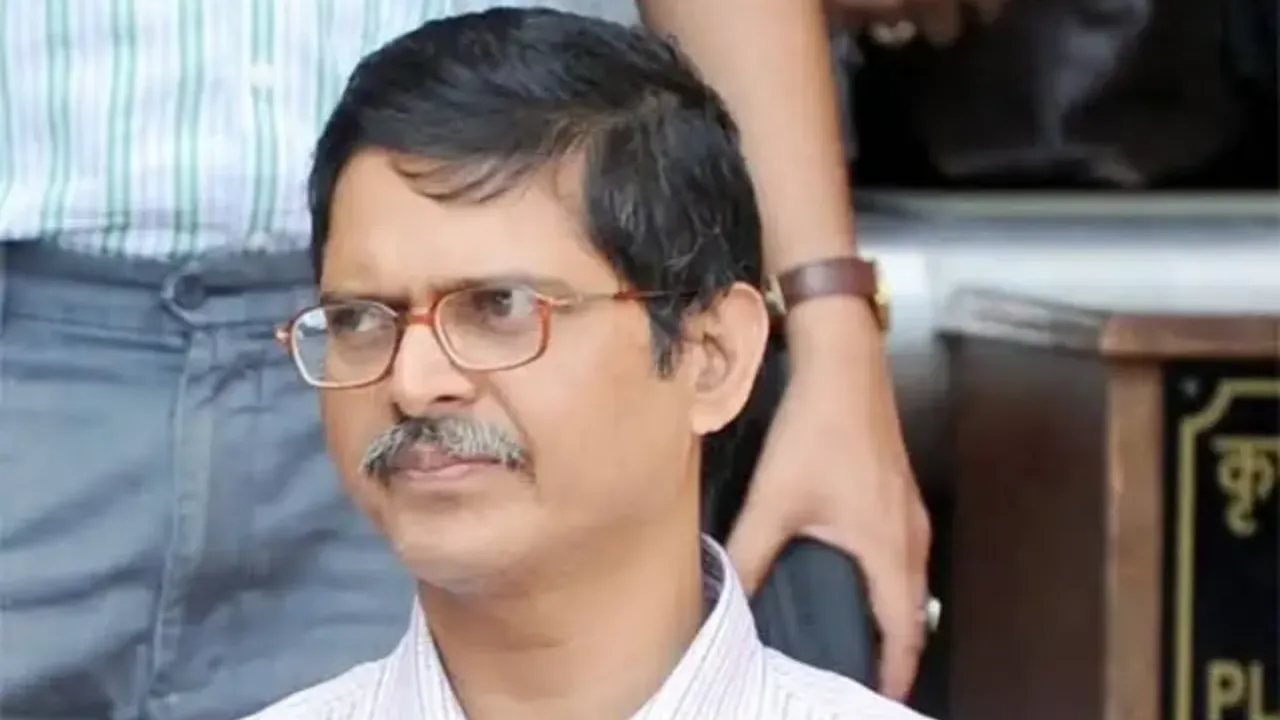 IPS Amitabh Thakur arrested in interrogation case