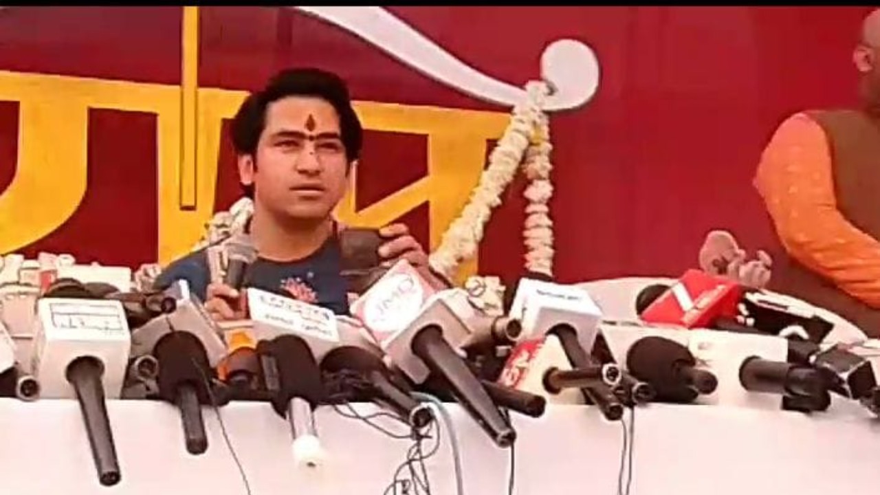 Sanatan will strengthen society and nation: Dhirendra Shastri