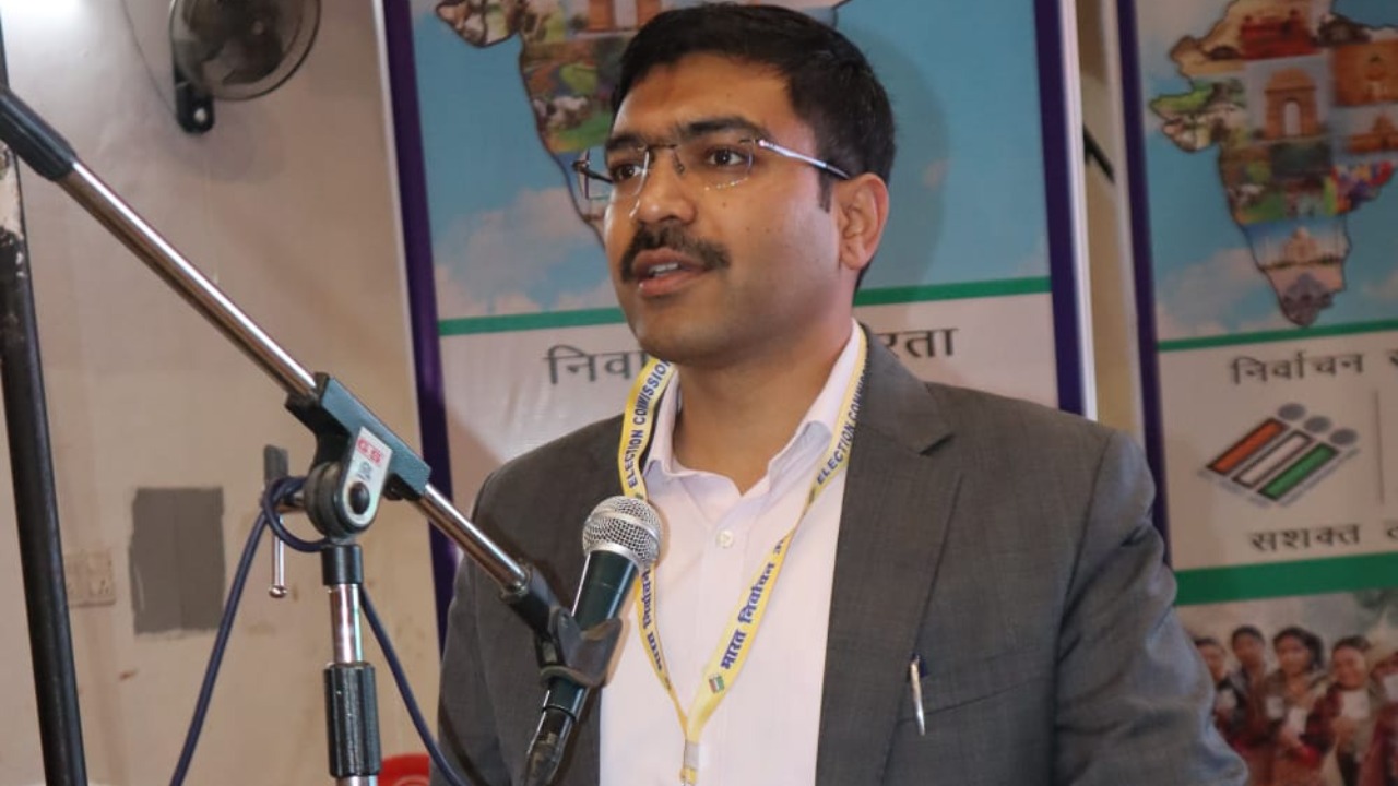 A grand program was organized at Jan Manch on the 16th National Voters' Day.