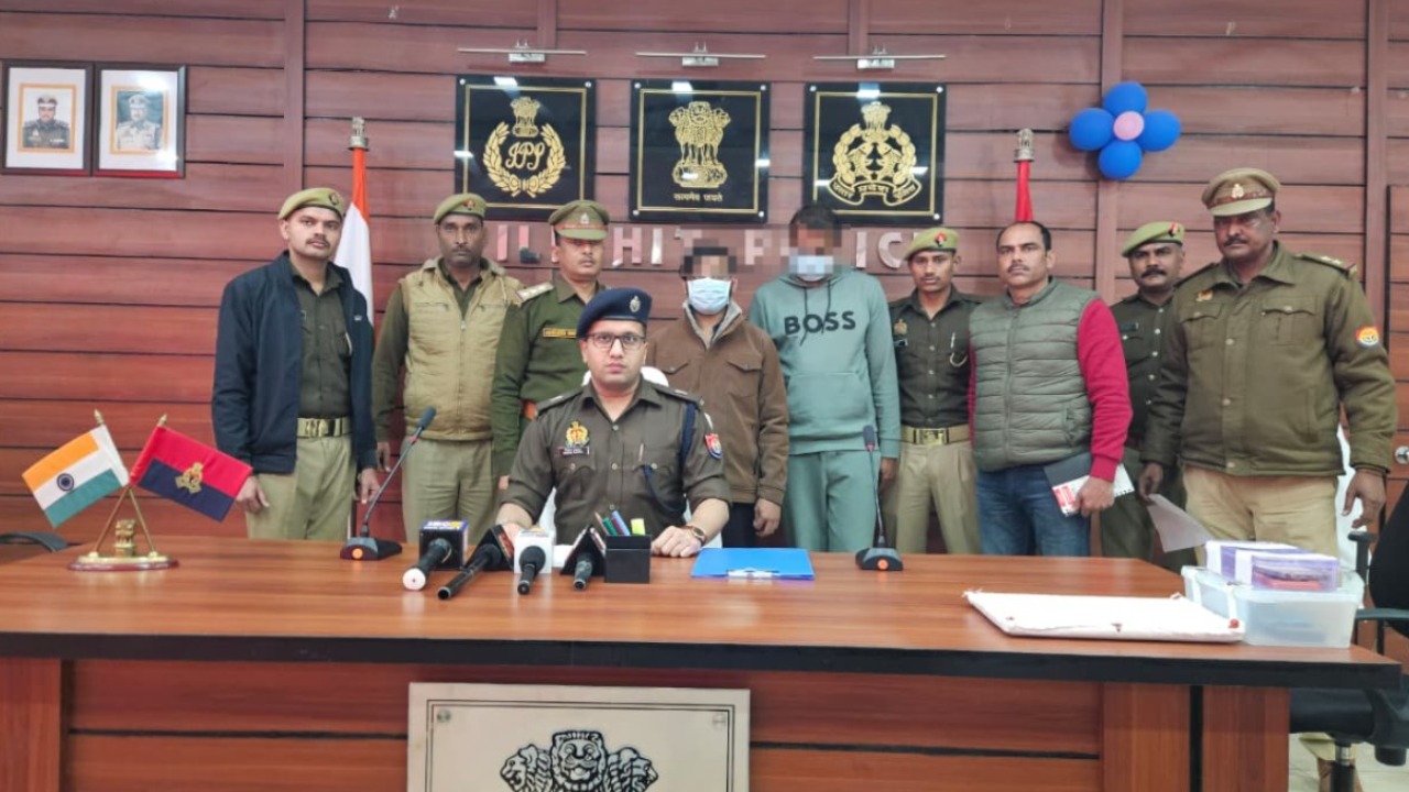 Police made a big disclosure by arresting two youths who were running a fake call center for cyber fraud.