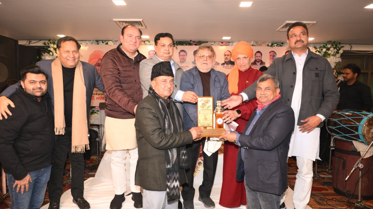 District Press Club organised felicitation ceremony
