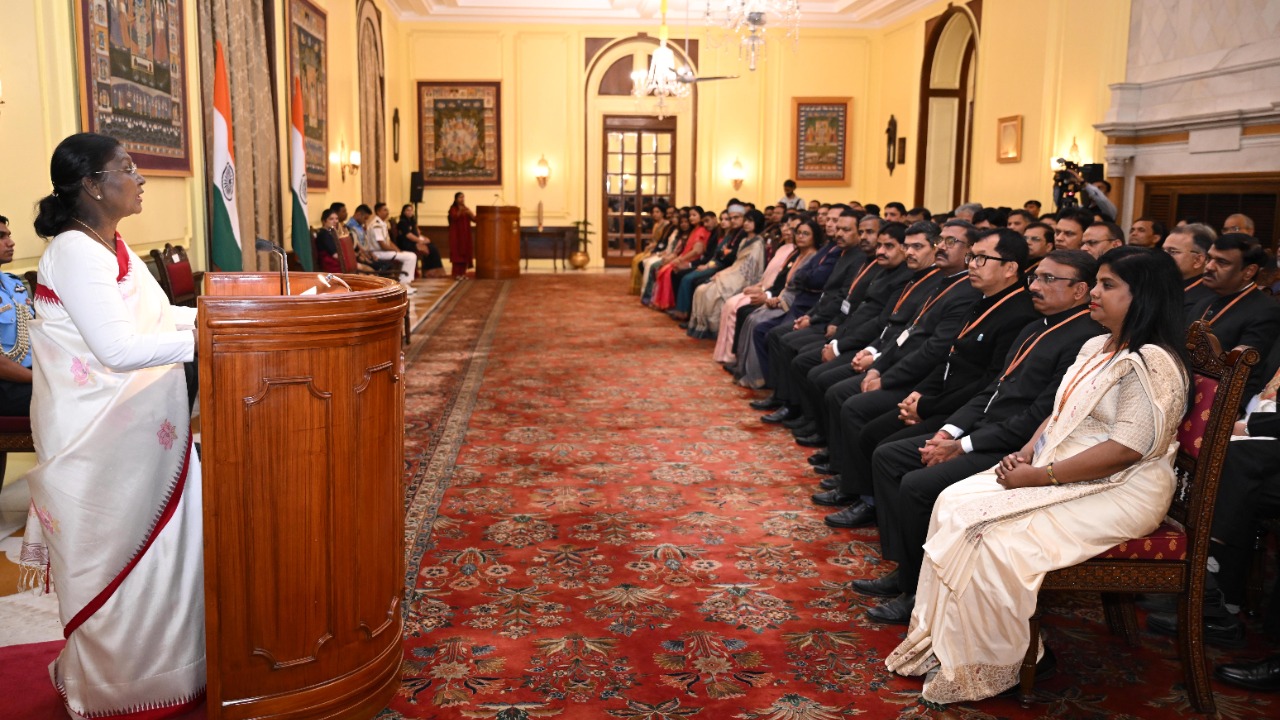 Indian Administrative Service officers recruited from State Civil Services and attending the 128th Induction Training Programme at LBSNAA call on the President