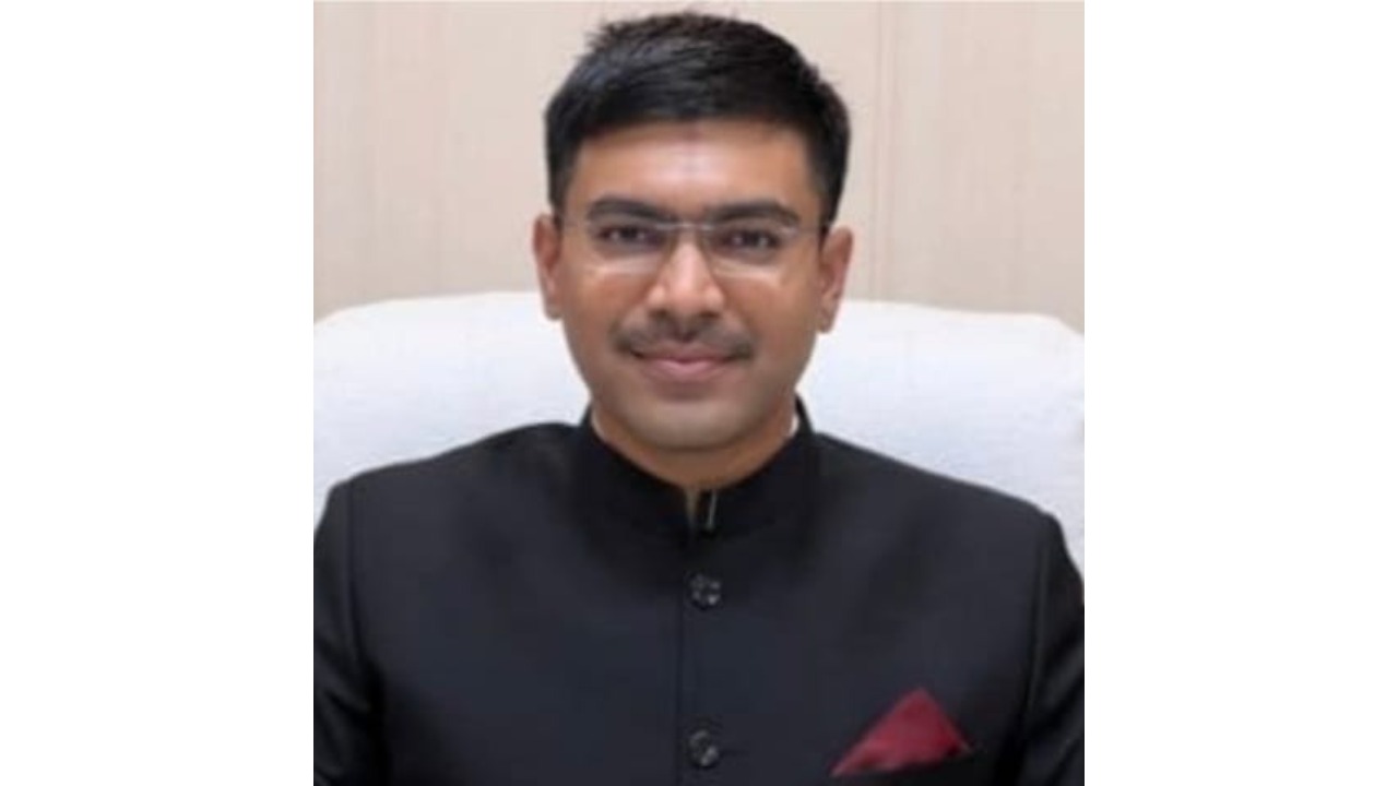 FIR lodged for illegal sale of government land